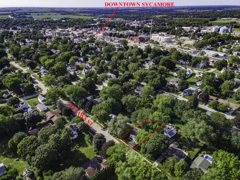 345 E Ottawa St, Sycamore, IL 60178 photo 6