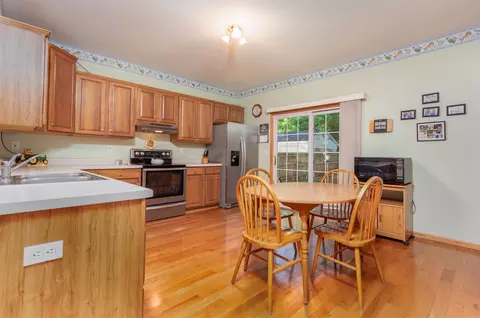 345 E Ottawa St, Sycamore, IL 60178 photo 10