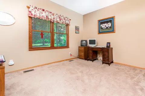 345 E Ottawa St, Sycamore, IL 60178 photo 22