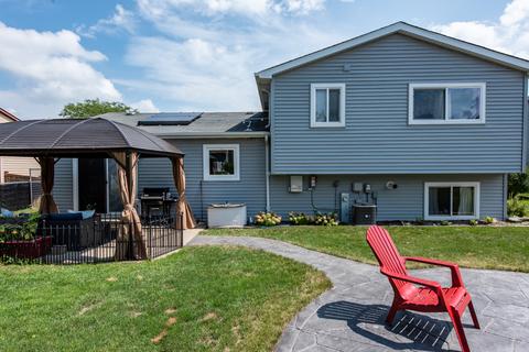 512 Forest View Rd, Lindenhurst, IL 60046 photo 17