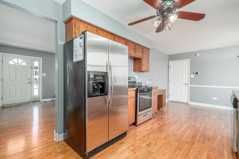 6902 Gallatin Dr, Plainfield, IL 60586 photo 5
