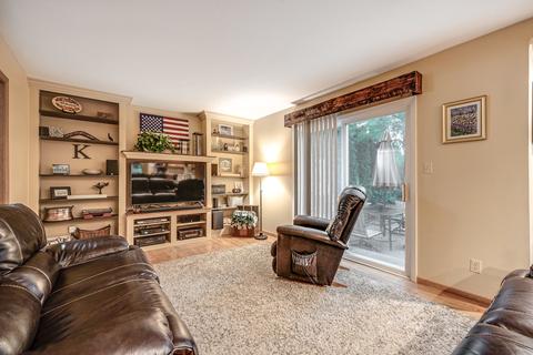 3711 Geneva Pl, Mchenry, IL 60050 photo 5