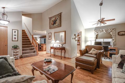 3711 Geneva Pl, Mchenry, IL 60050 photo 3