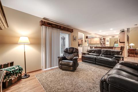 3711 Geneva Pl, Mchenry, IL 60050 photo 6