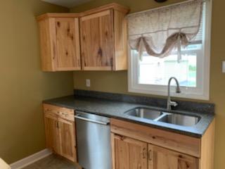 8245 45th St, Lyons, IL 60534 photo 10