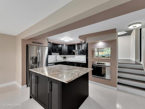 650 Audubon St, Hoffman Estates, IL 60169 photo 8