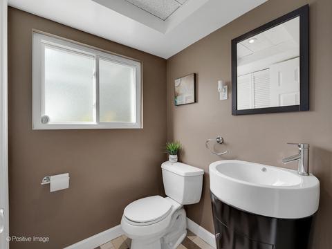 650 Audubon St, Hoffman Estates, IL 60169 photo 14