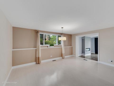 650 Audubon St, Hoffman Estates, IL 60169 photo 6