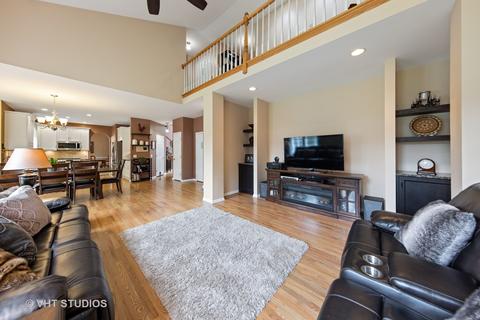 5335 Sand Lily Dr, Naperville, IL 60564 photo 12