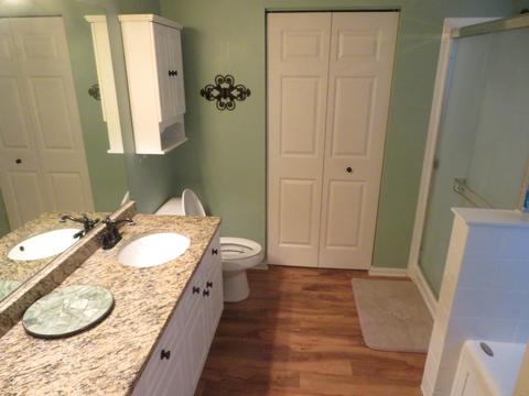 32549 Pilgrims Ct, Lakemoor, IL 60051 photo 13