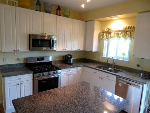 32549 Pilgrims Ct, Lakemoor, IL 60051 photo 9