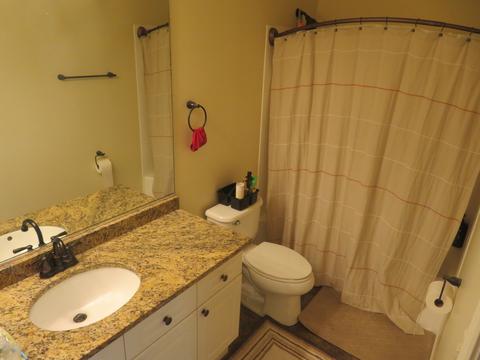 32549 Pilgrims Ct, Lakemoor, IL 60051 photo 17