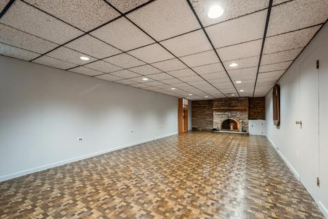 1003 Longaker Rd, Northbrook, IL 60062 photo 9