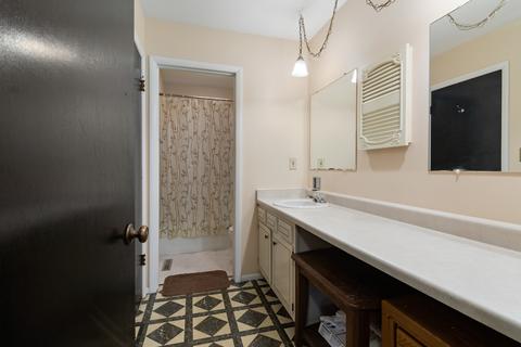 1 Cypress Sq, Elgin, IL 60123 photo 10