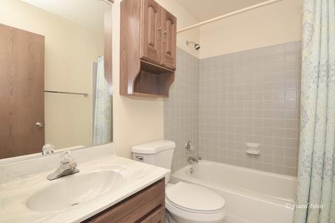 1653 Glengarry Ct, Algonquin, IL 60102 photo 12