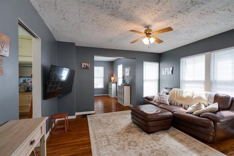404 E Mill St, Bloomington, IL 61701 photo 10