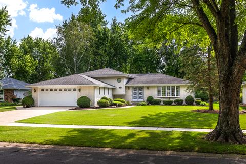 25405 W Willow Dr, Plainfield, IL 60544 photo 1