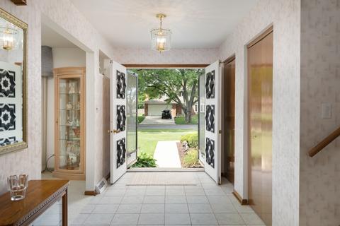 25405 W Willow Dr, Plainfield, IL 60544 photo 5