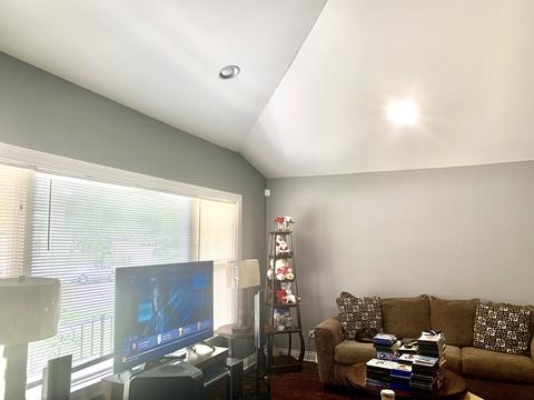 360 E 89th St, Chicago, IL 60619 photo 5
