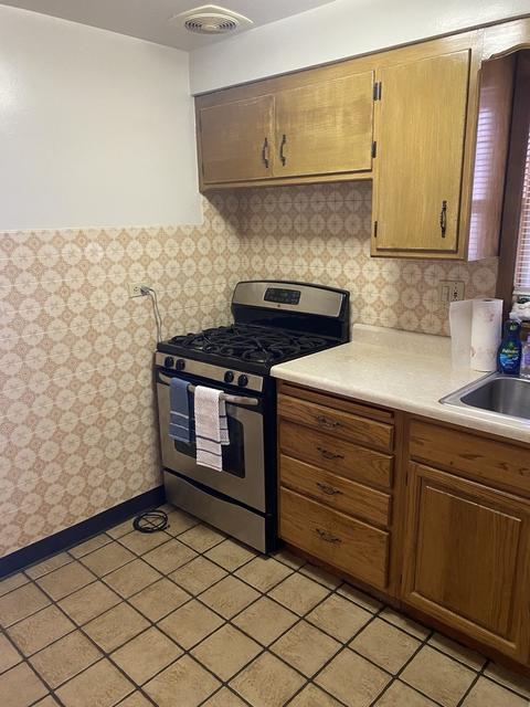 115 E 83rd St, Chicago, IL 60619 photo 8