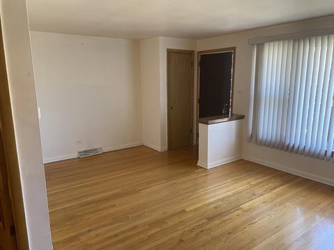 115 E 83rd St, Chicago, IL 60619 photo 5