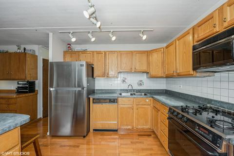 1210 E 48th St, Chicago, IL 60615 photo 5