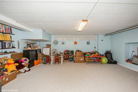 1210 E 48th St, Chicago, IL 60615 photo 15