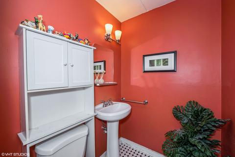 1210 E 48th St, Chicago, IL 60615 photo 12