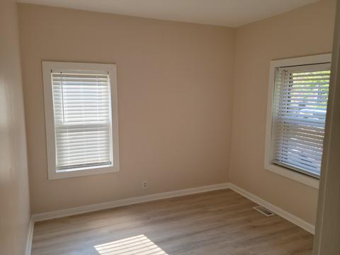 644 E 69th St, Chicago, IL 60637 photo 8
