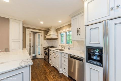 622 E Main St, Barrington, IL 60010 photo 7