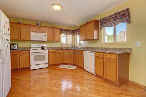 1817 Great Ridge Dr, Plainfield, IL 60586 photo 3