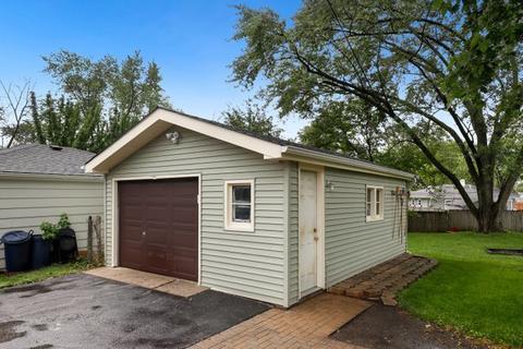 3709 Bluebird Ln, Rolling Meadows, IL 60008 photo 17