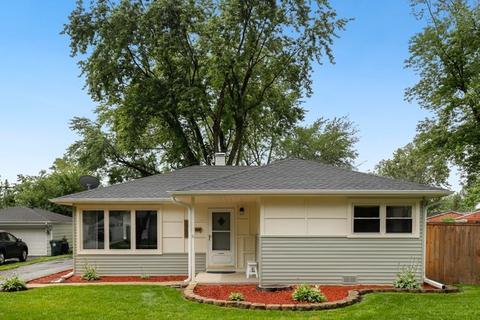 3709 Bluebird Ln, Rolling Meadows, IL 60008 photo 2