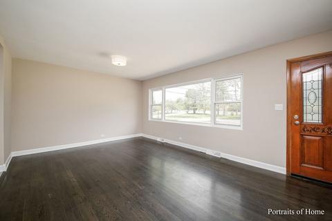 528 Pershing Ave, Wheaton, IL 60189 photo 3