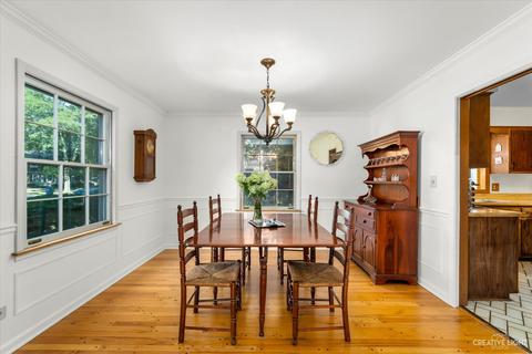 416 E 12th Ave, Naperville, IL 60563 photo 4