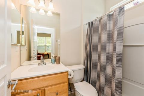 2779 Cascade Falls Cir, Elgin, IL 60124 photo 4