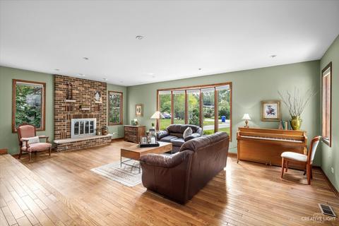 1505 E Thomas Rd, Wheaton, IL 60187 photo 7
