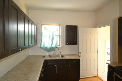 148 Hill Ave, Elgin, IL 60120 photo 4