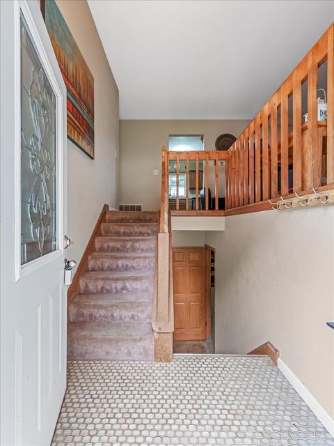 5409 Oak Park Rd, Oakwood Hills, IL 60013 photo 5