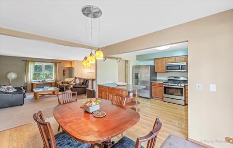 5409 Oak Park Rd, Oakwood Hills, IL 60013 photo 9