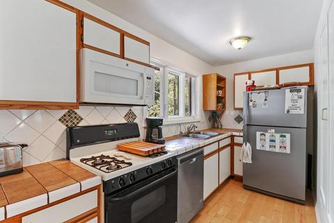 4604 Hayden Ct, Mchenry, IL 60051 photo 6