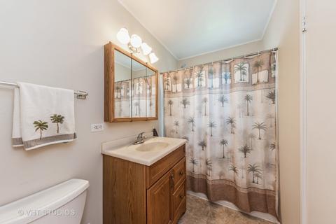 3708 Dove St, Rolling Meadows, IL 60008 photo 10