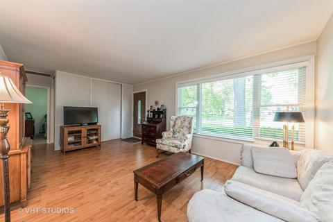 3708 Dove St, Rolling Meadows, IL 60008 photo 3