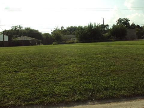 212 Keystone Dr, Rantoul, IL 61866 photo 1