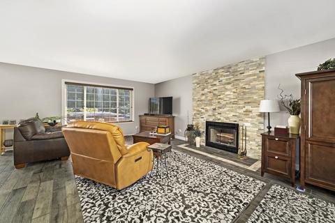 6404 Valley Ridge Dr, Plainfield, IL 60586 photo 5