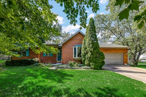 2576 E Heritage Dr, Kankakee, IL 60901 photo 1