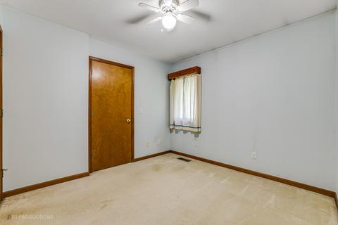2576 E Heritage Dr, Kankakee, IL 60901 photo 11