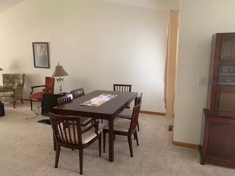 3243 Becker Dr, Peru, IL 61354 photo 9