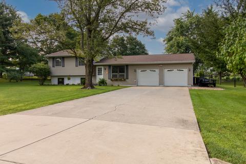 9051 Apollo Rd, Bloomington, IL 61705 photo 1