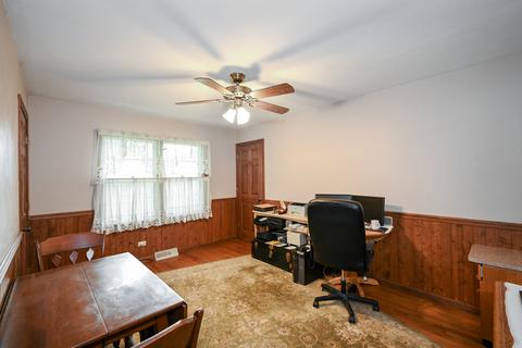 925 S Gables Blvd, Wheaton, IL 60189 photo 16